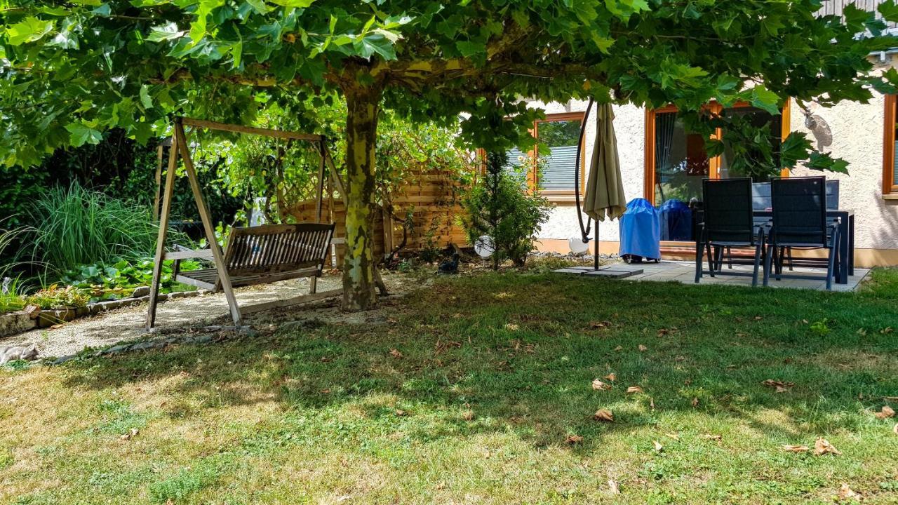 Ferienwohnung Reuscher, Trier-Newel Bagian luar foto