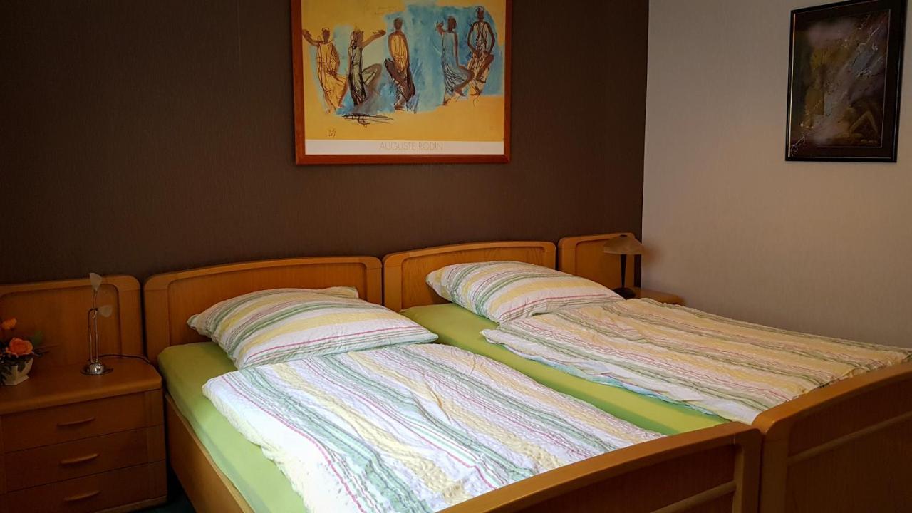 Ferienwohnung Reuscher, Trier-Newel Bagian luar foto